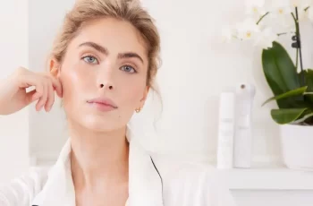 The 10 Best Collagen Face Masks for Wrinkles & Glow